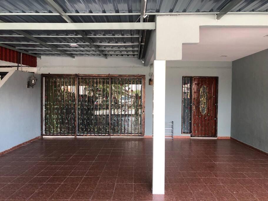 One'S Homestay Seri Manjung Exterior photo